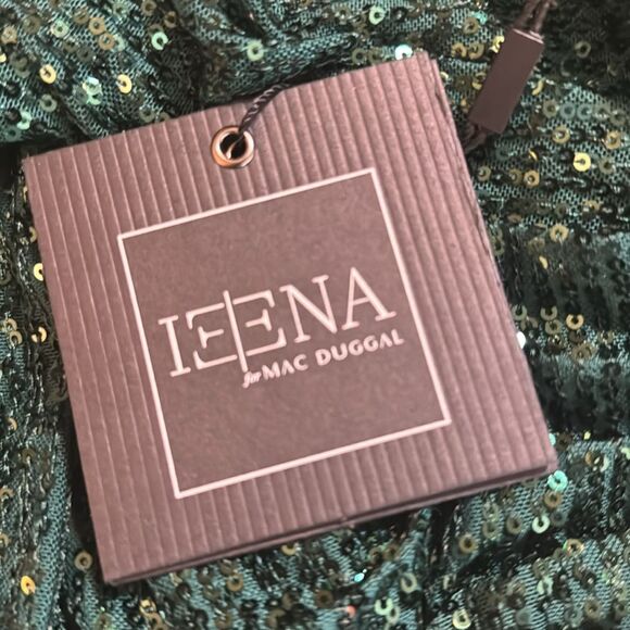 Ieena Mac Duggal 26988 - V-Neck Cowl Back Gown dress in emerald green size 8 - Picture 14 of 14